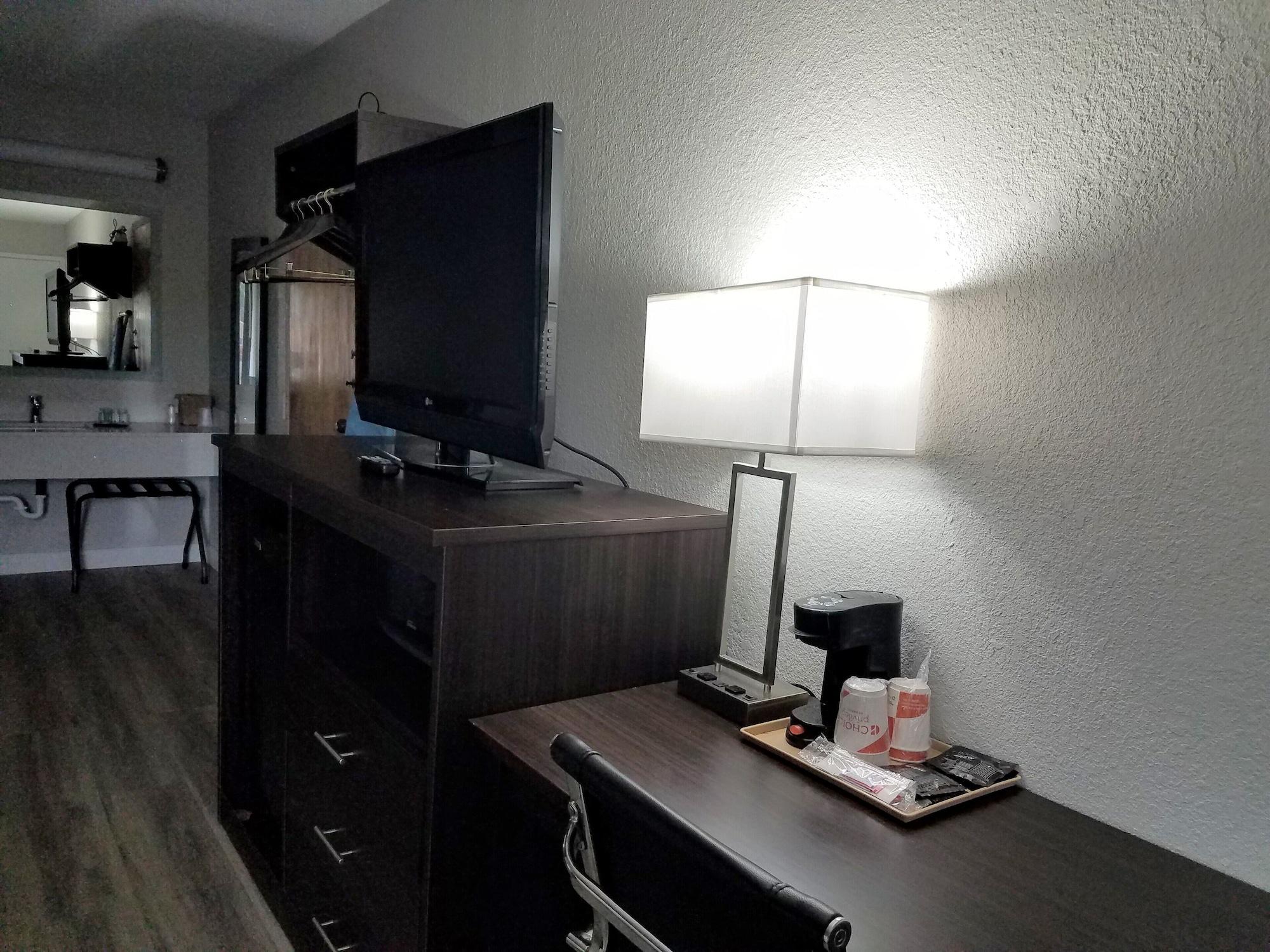 Quality Inn Emporia Eksteriør bilde